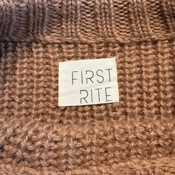 Alpalca wool cropped sweater - Picture 2 of 8